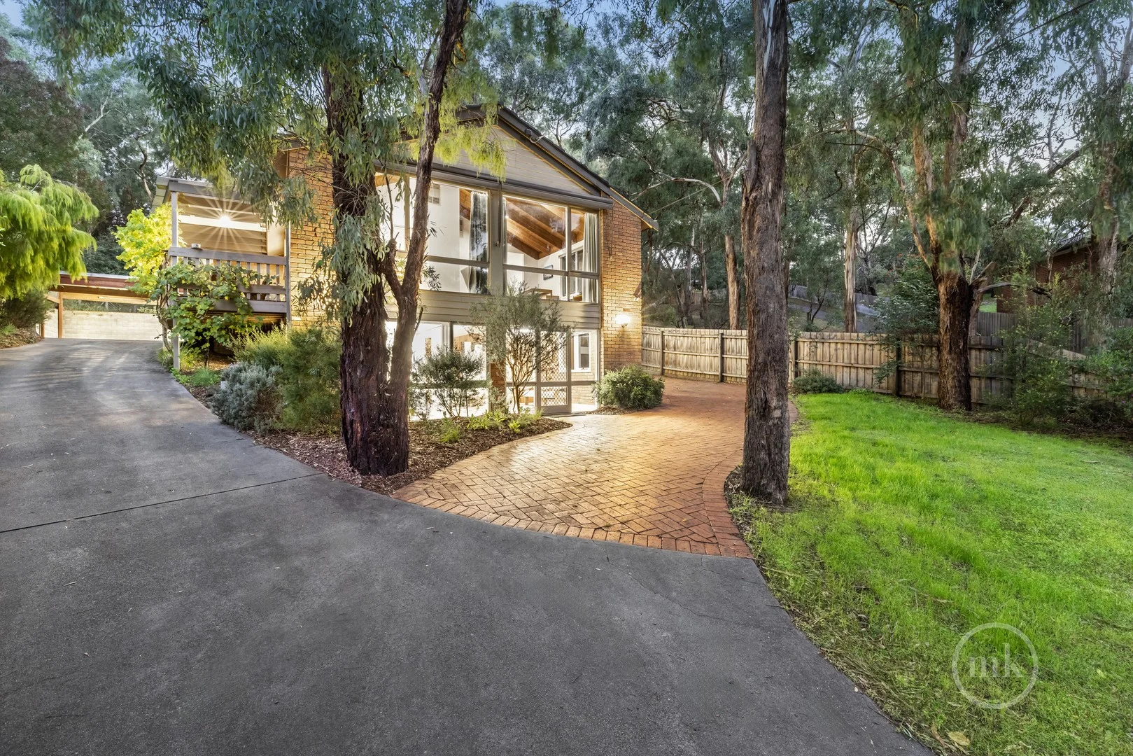40 Kirwana Grove, Montmorency VIC 3094