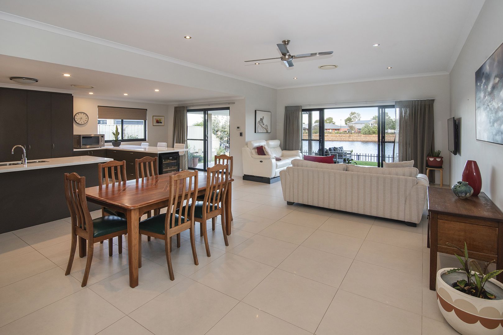 26 Cherry Hills Circle, Dunsborough WA 6281, Image 2