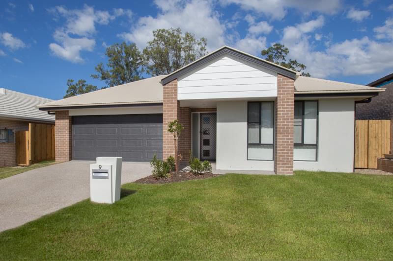 4 bedrooms House in 9 Cassius Way ORMEAU QLD, 4208