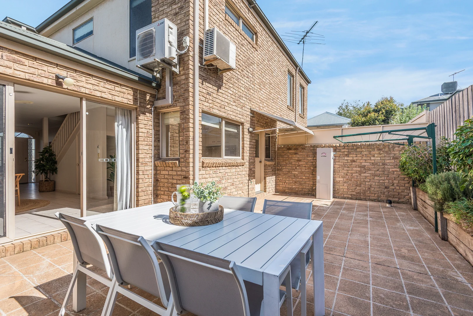 Additional image 11 of 2/66 Noble Street, Newtown VIC 3220