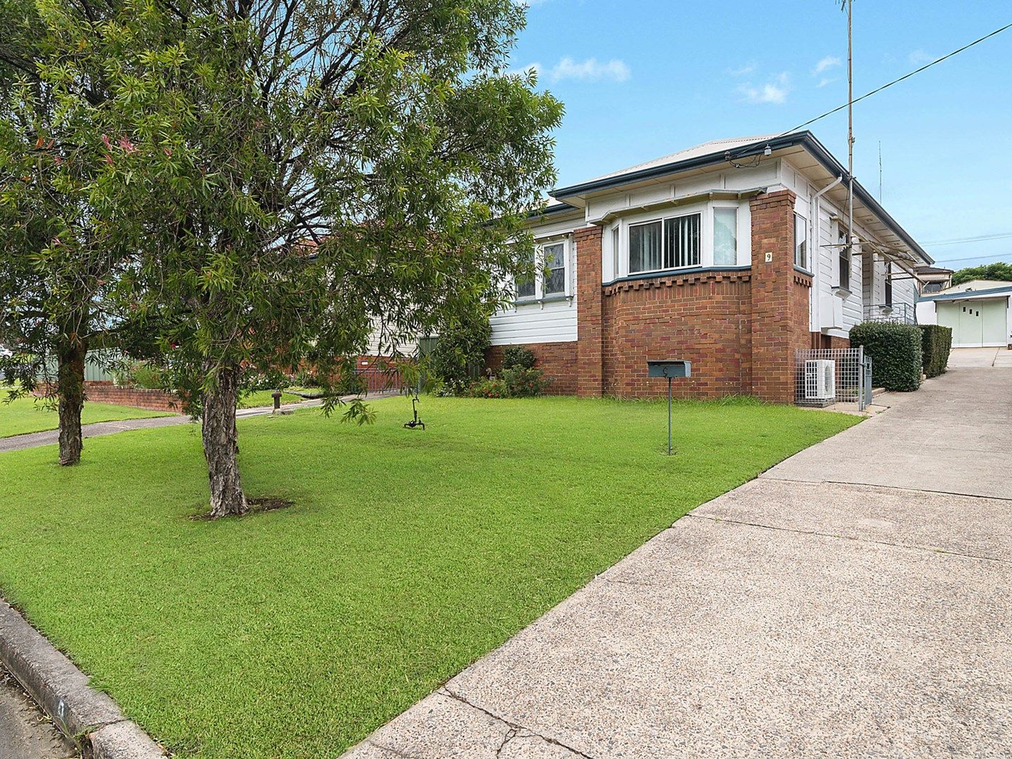 9  March Street, Kotara NSW 2289, Image 0