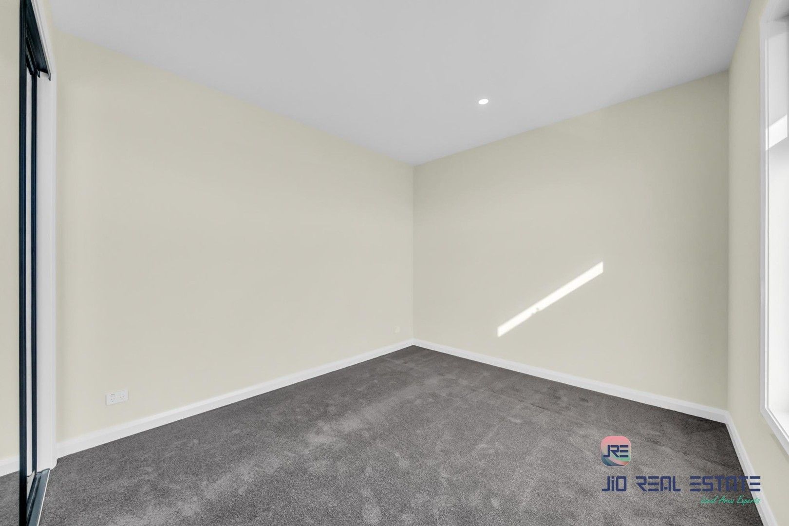 3 bedrooms House in  THORNHILL PARK VIC, 3335