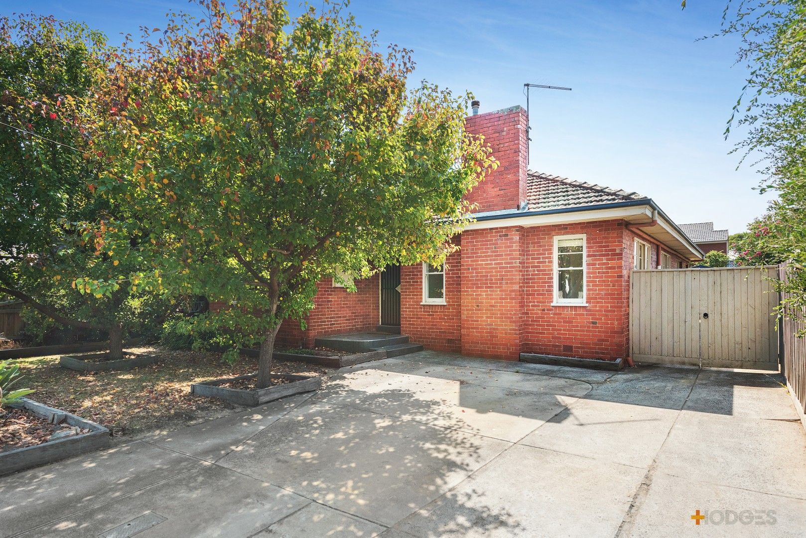 4 bedrooms House in 85 Flinders Street MENTONE VIC, 3194