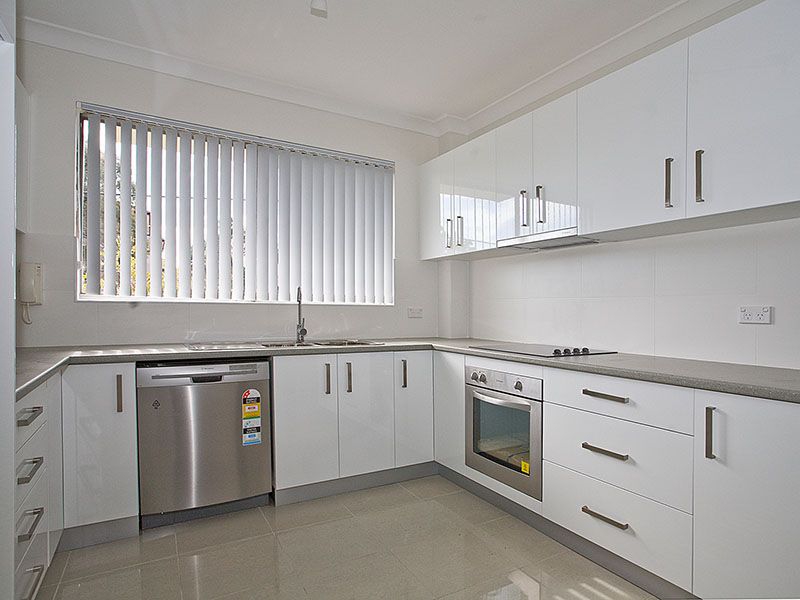 2/33 Macquarie Place, Mortdale NSW 2223, Image 0
