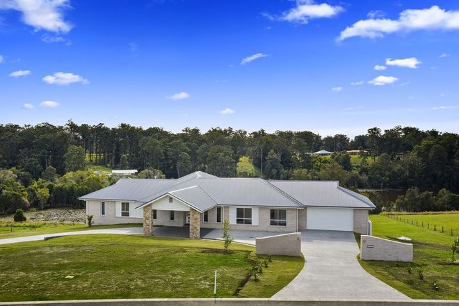 Picture of 47 Lakeview Close, NORTH MACKSVILLE NSW 2447