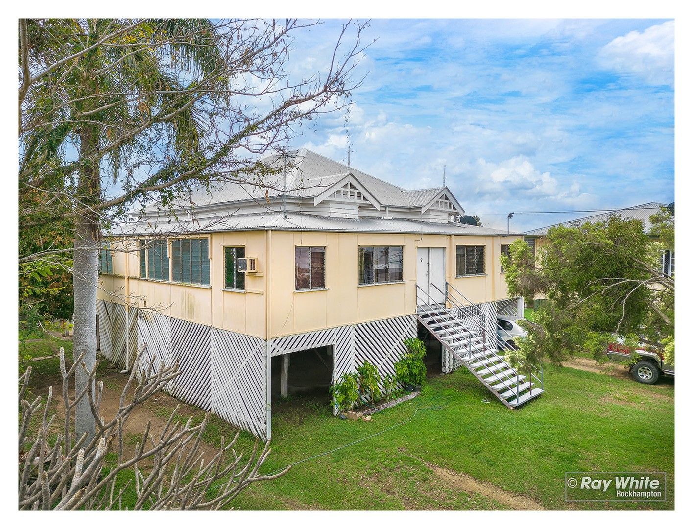 6 bedrooms Block of Units in 14 Herbert Street WANDAL QLD, 4700