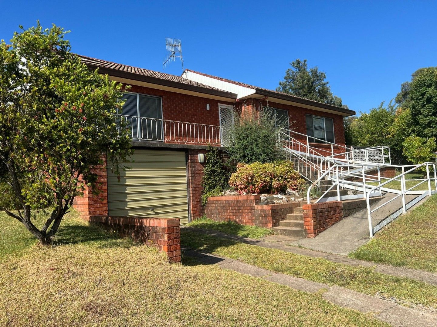 79 Esrom Street, West Bathurst NSW 2795 House For Rent Domain