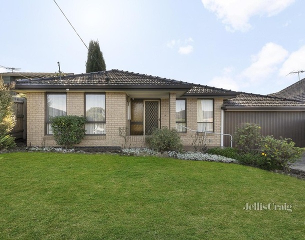 45 Caravelle Crescent, Strathmore Heights VIC 3041