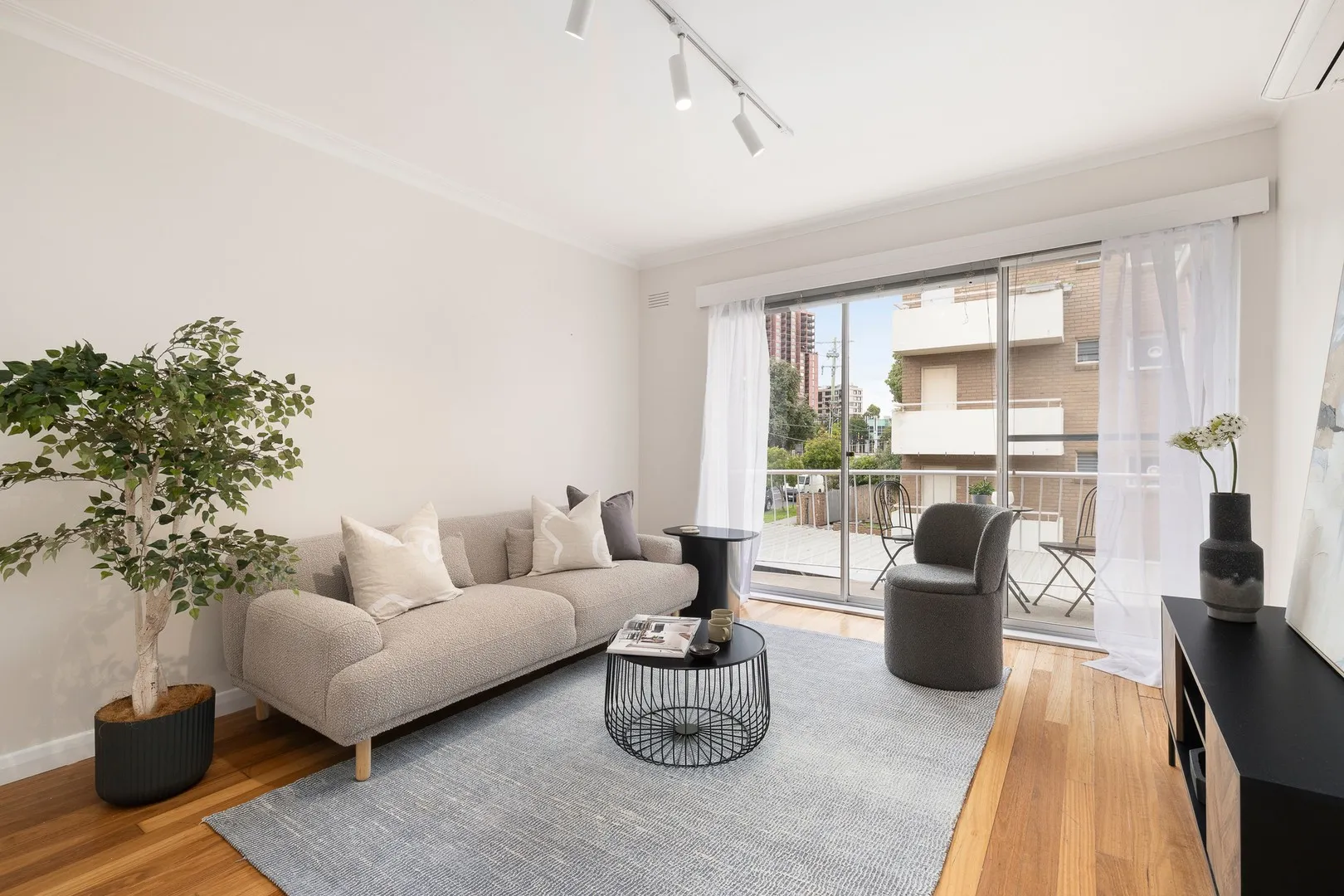 Stylish Renovation Meets Prime Footscray Convenience