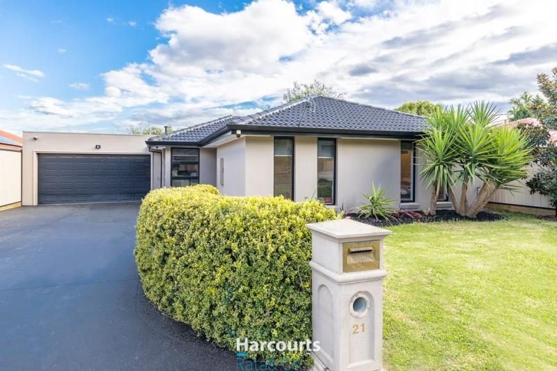 3 bedrooms House in 21 Foxzami Crescent EPPING VIC, 3076