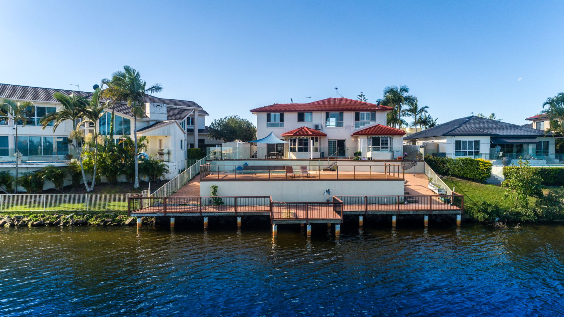 Clear Island Waters QLD 4226 5 beds house for Rent, Leased