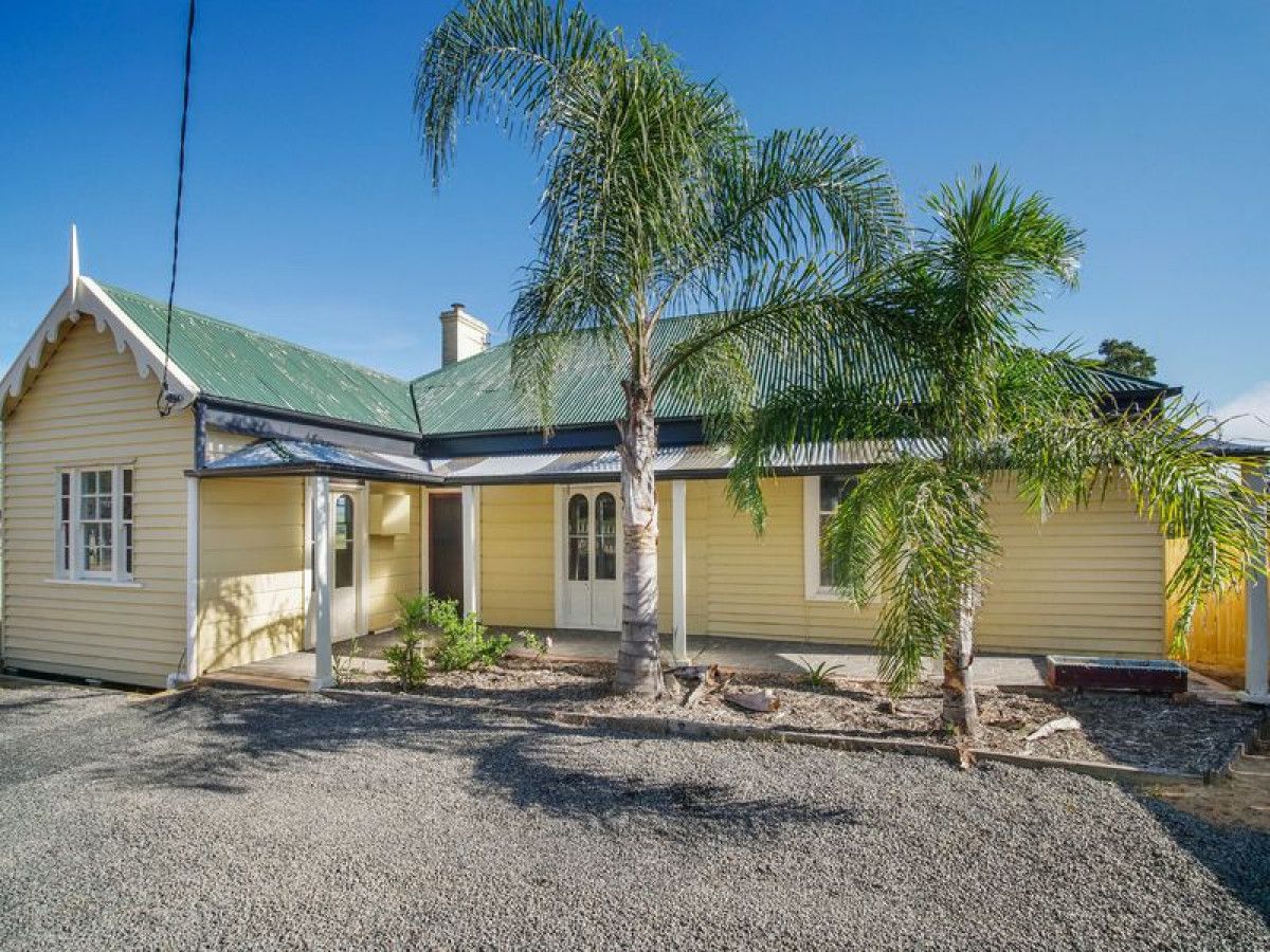 3 bedrooms House in 43 Bega Street WOLUMLA NSW, 2550