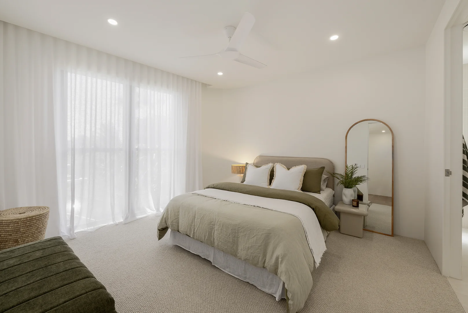 Additional image 16 of 47 Vatakoula Parade, Mermaid Waters QLD 4218