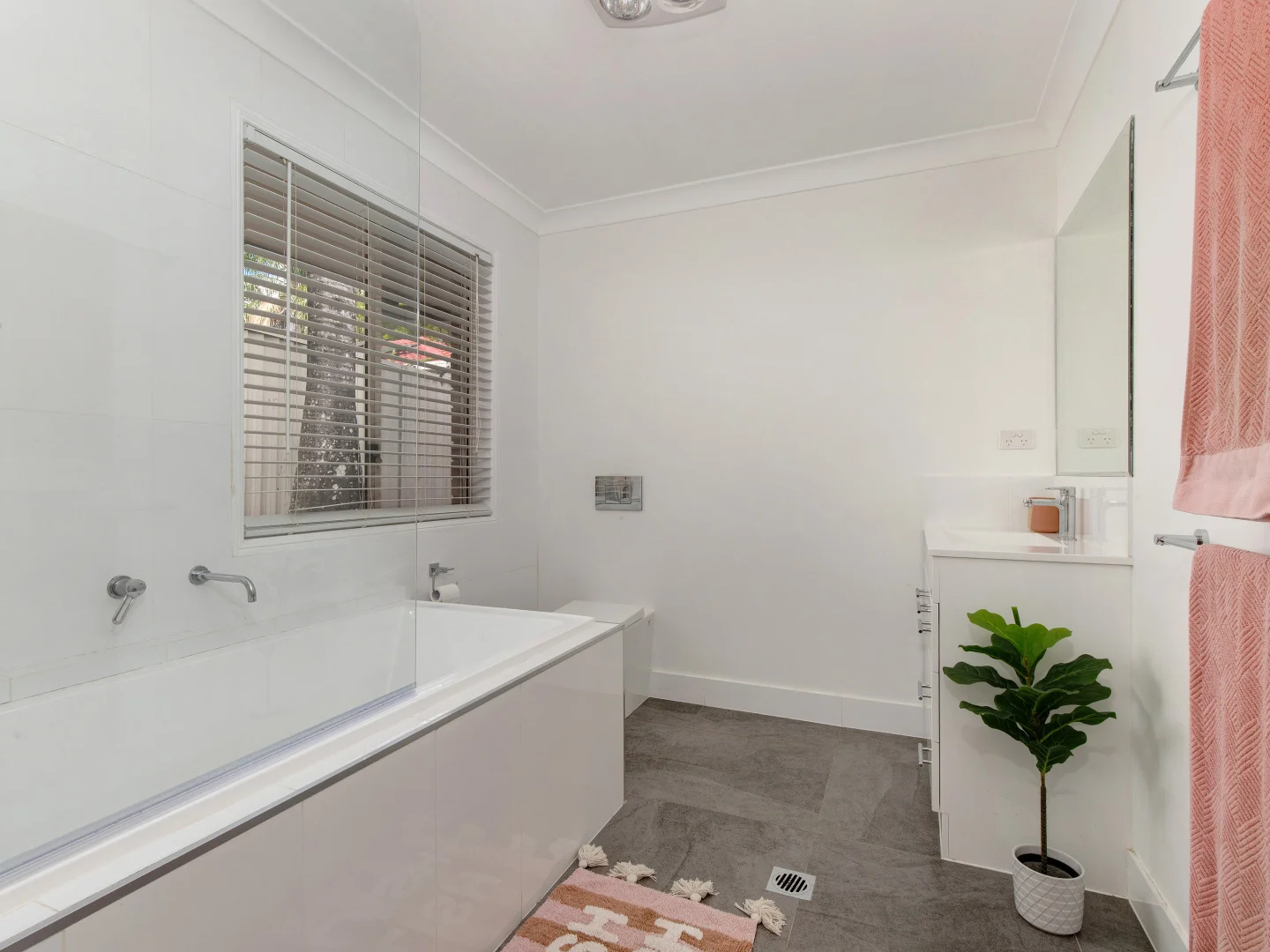 Additional image 11 of 4 Scotia Place, Merrimac QLD 4226