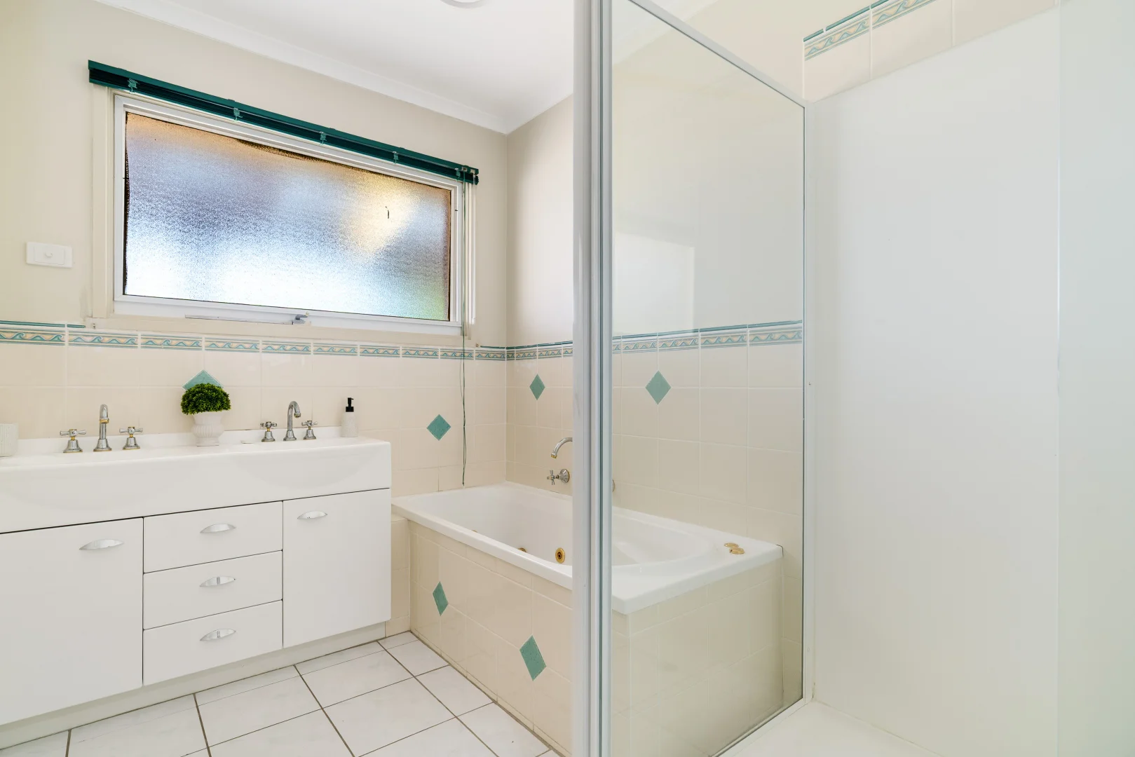 Additional image 7 of 74-76 Boneo Road, Rosebud VIC 3939