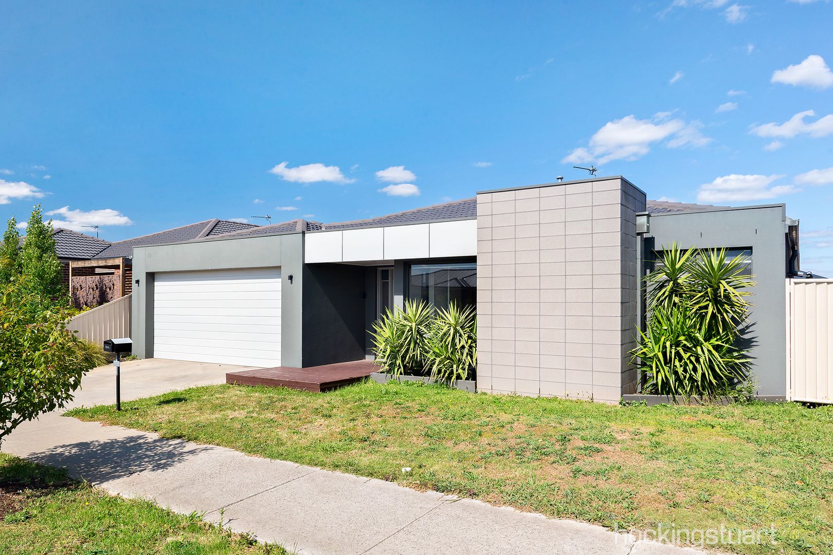 11 Stella Drive, Property History & Address Research Domain