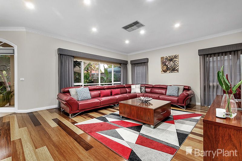 6 Carbine Place, Bundoora VIC 3083, Image 2