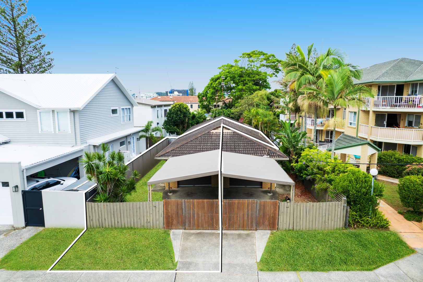 1/8 Thirteenth Avenue, Palm Beach QLD 4221, Image 1