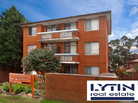 2/113 Evaline Street, Campsie NSW 2194