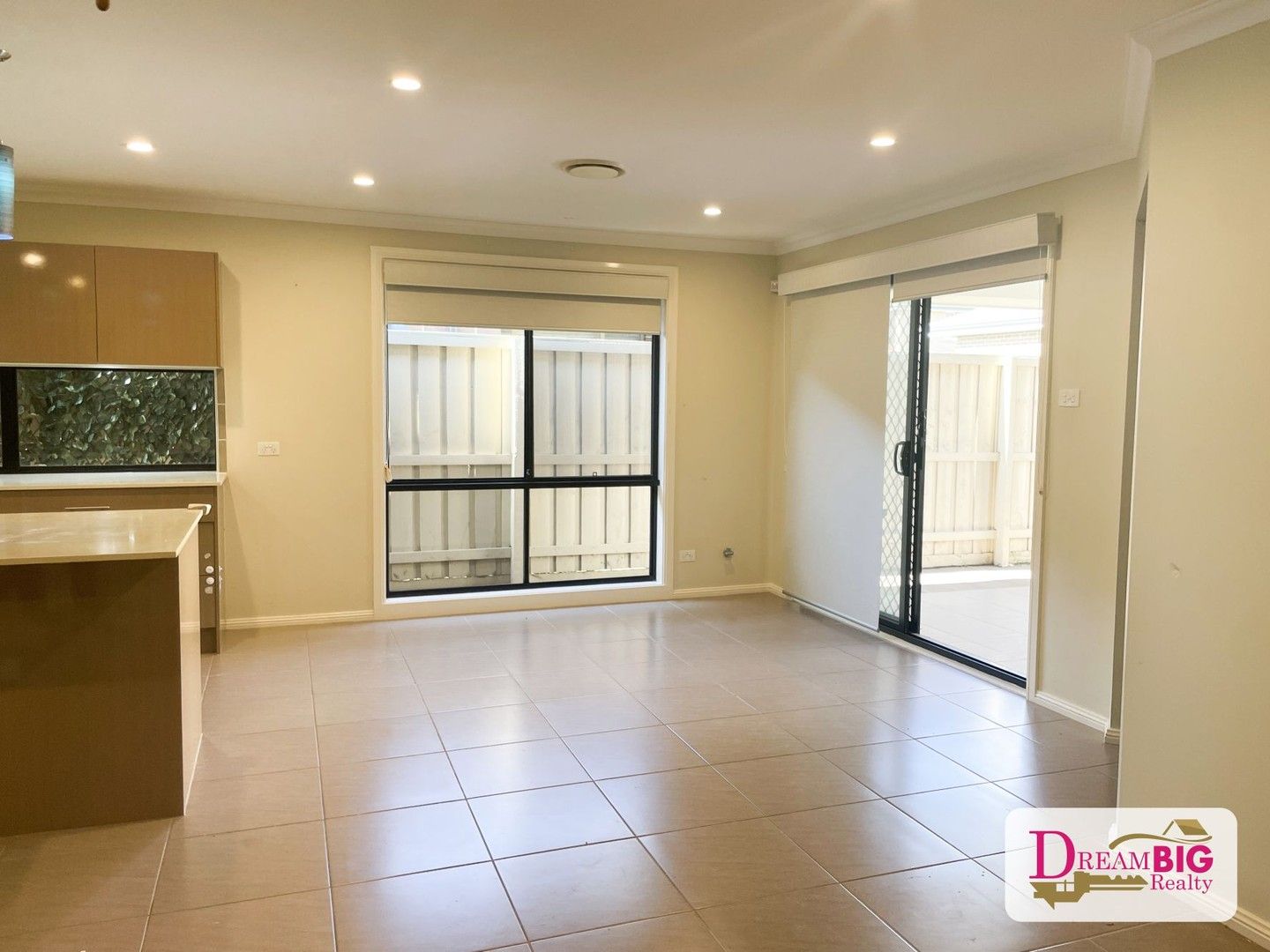 4 bedrooms House in 22 Woodburn Street COLEBEE NSW, 2761