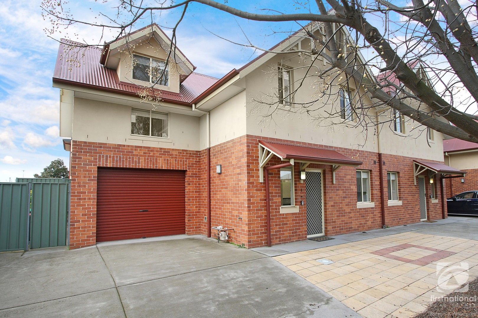 2 bedrooms Apartment / Unit / Flat in 3/537 Schubach Street EAST ALBURY NSW, 2640