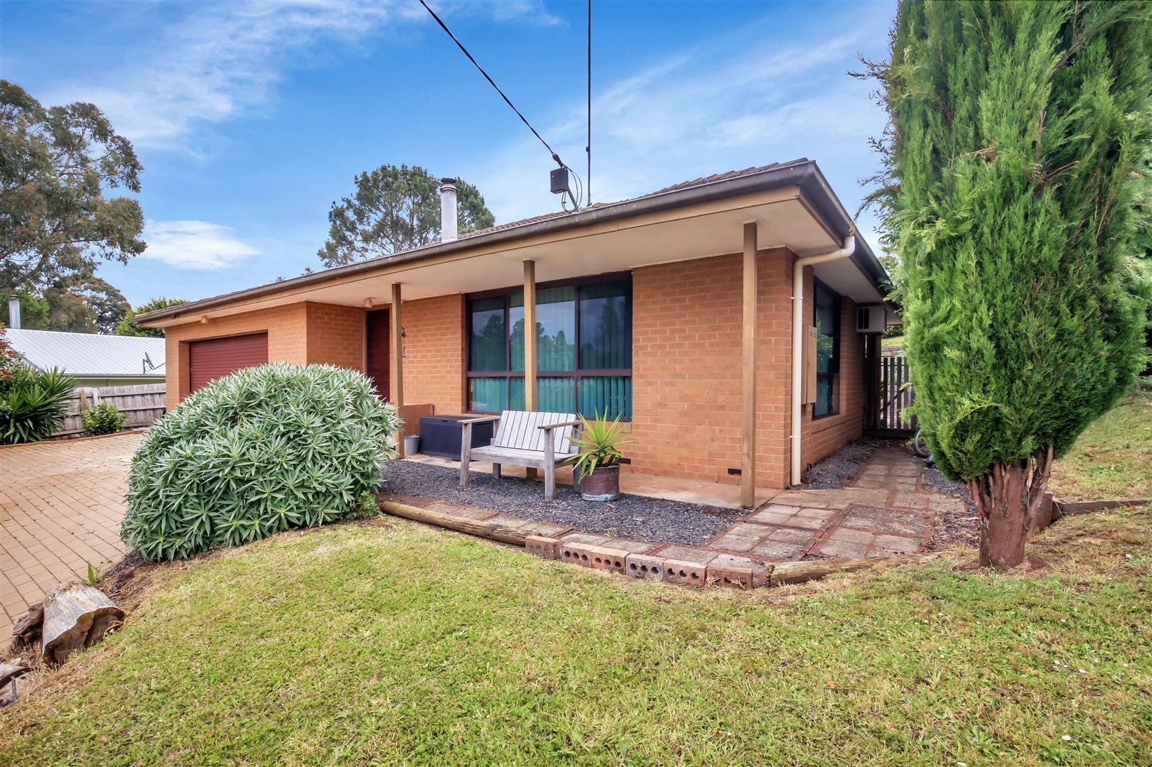 9 Griffin Road, Leongatha VIC 3953, Image 2