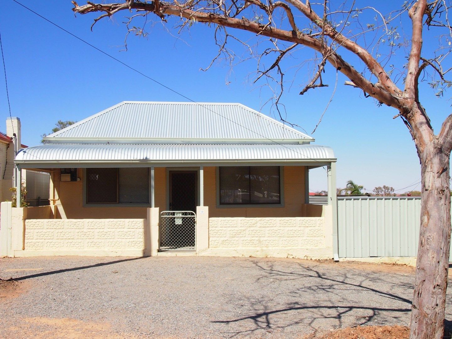 19 Nicholls Street, Broken Hill NSW 2880, Image 0