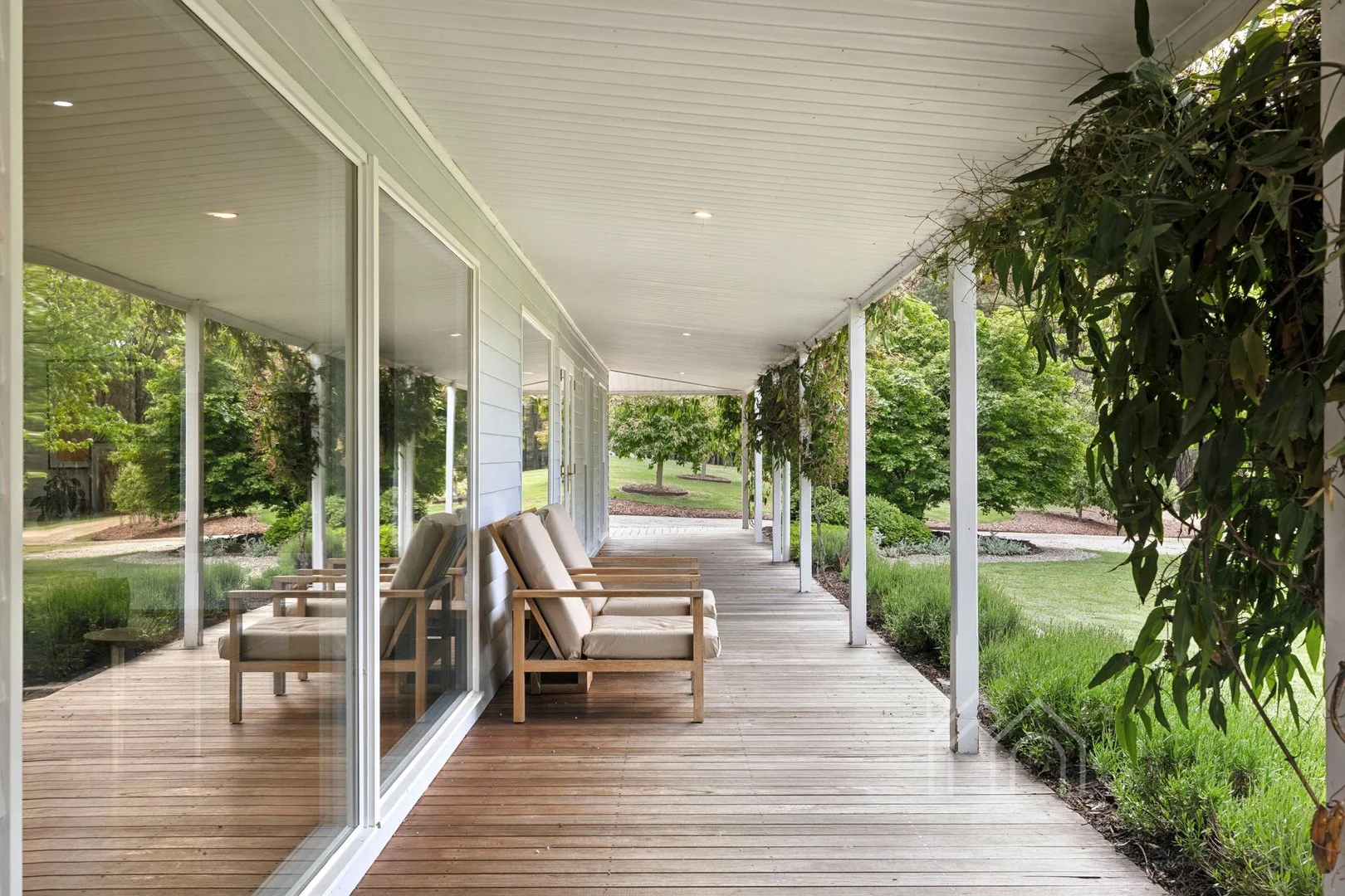 41 Vinnicombes Road, Romsey VIC 3434