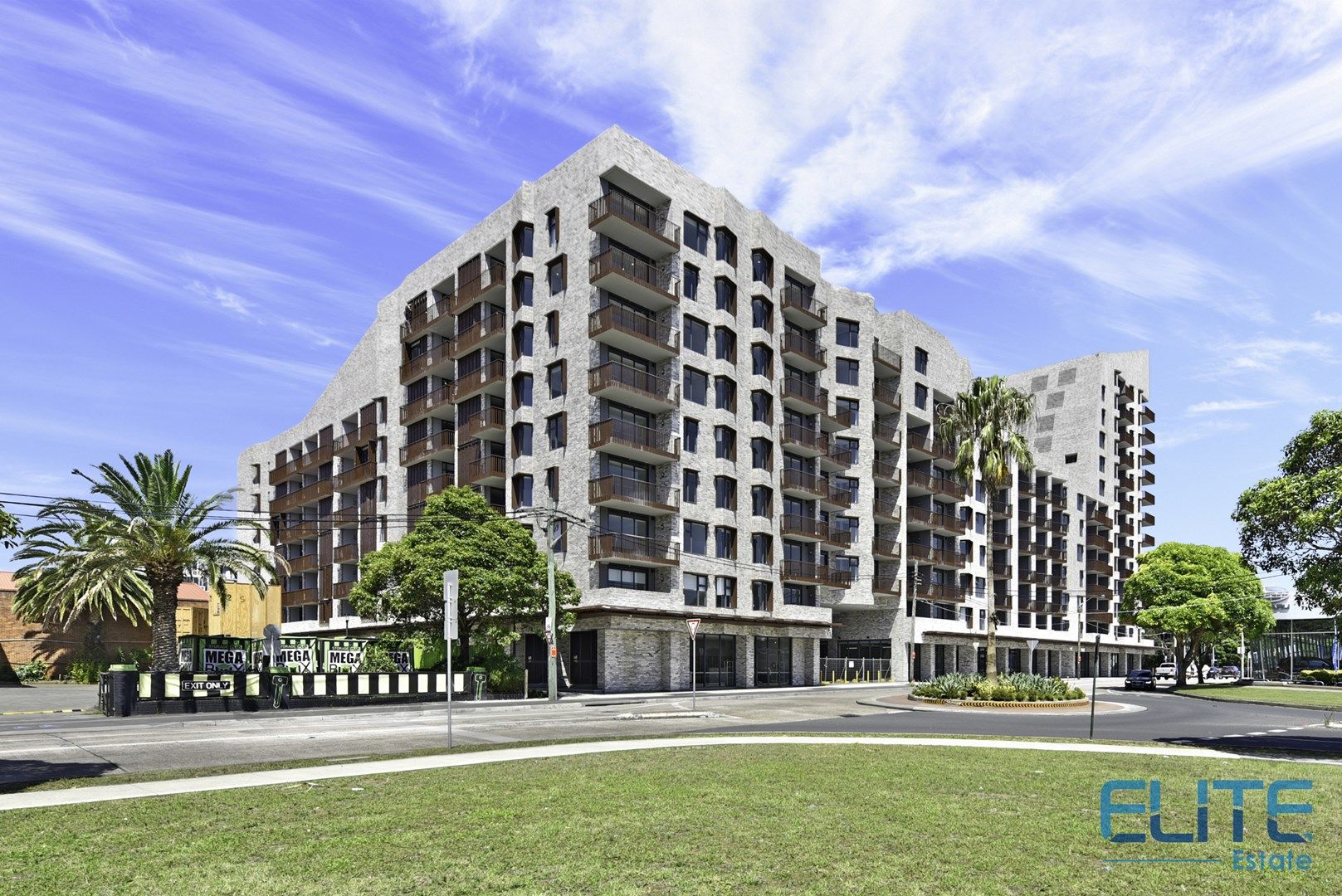 2 bedrooms Apartment / Unit / Flat in 907/2 Burnmarra Street ROSEBERY NSW, 2018