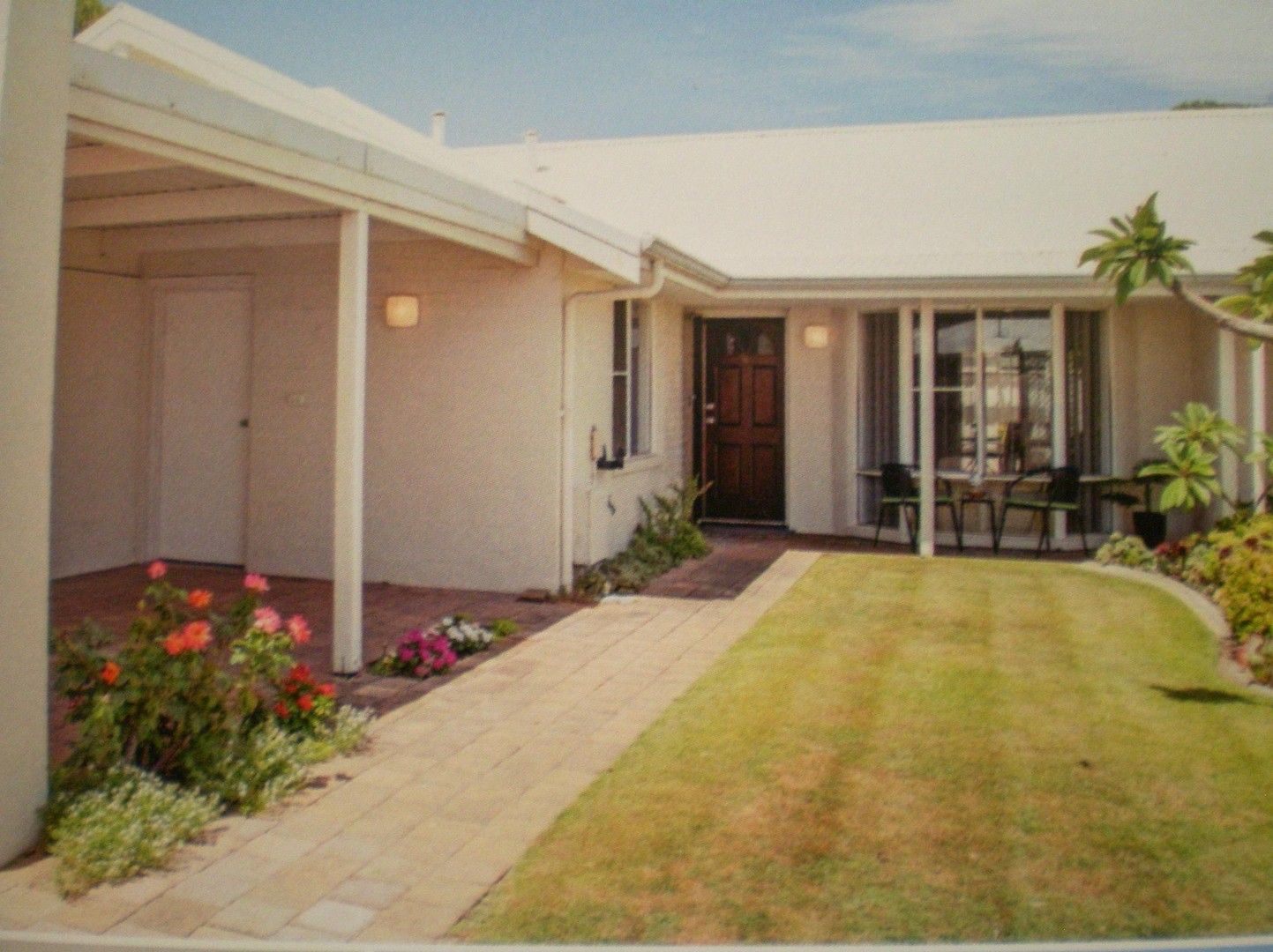 2 bedrooms Villa in 9/19 Flora Terrace WATERMANS BAY WA, 6020