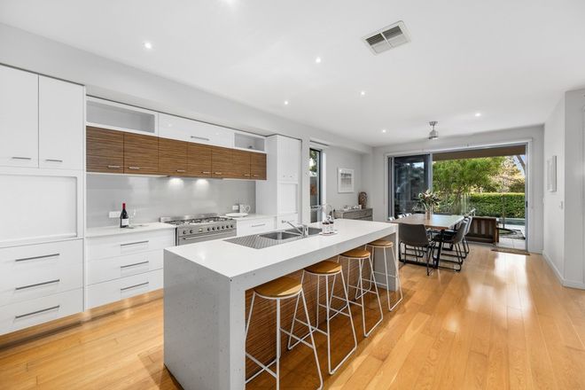 37 Lakelands Drive Merrimac 4226 - Image 5