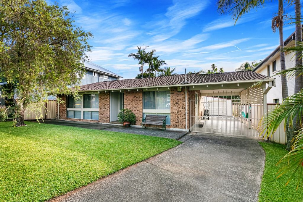 136 Blue Bell Drive, Wamberal NSW 2260 Domain