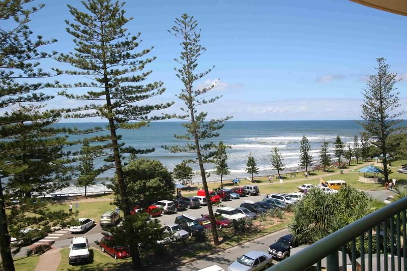 38 Norfolks, 32 Queen of Colonies Parade, MOFFAT BEACH QLD 4551, Image 2