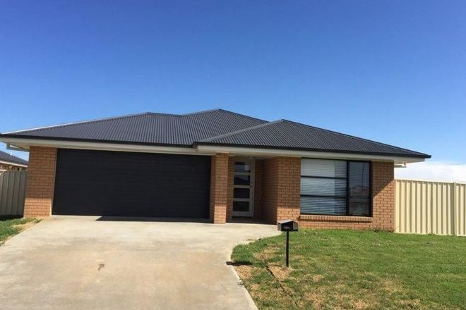 Picture of 10 Lake Paddock Drive, LEETON NSW 2705