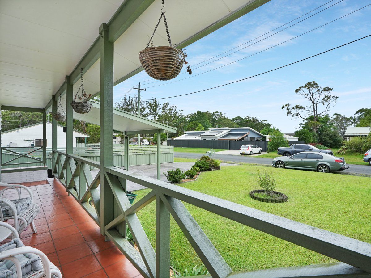 31 Dorothy Avenue, Basin View NSW 2540, Image 1