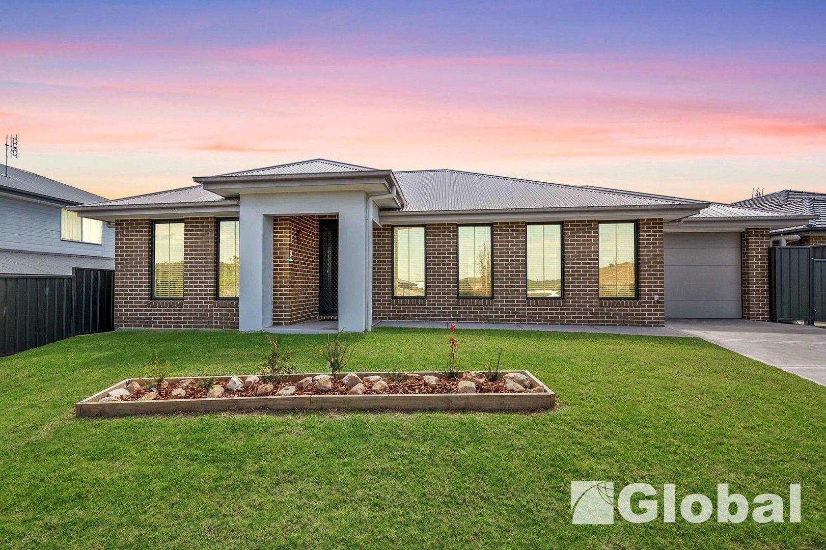 16 Fin Street, Teralba NSW 2284, Image 0