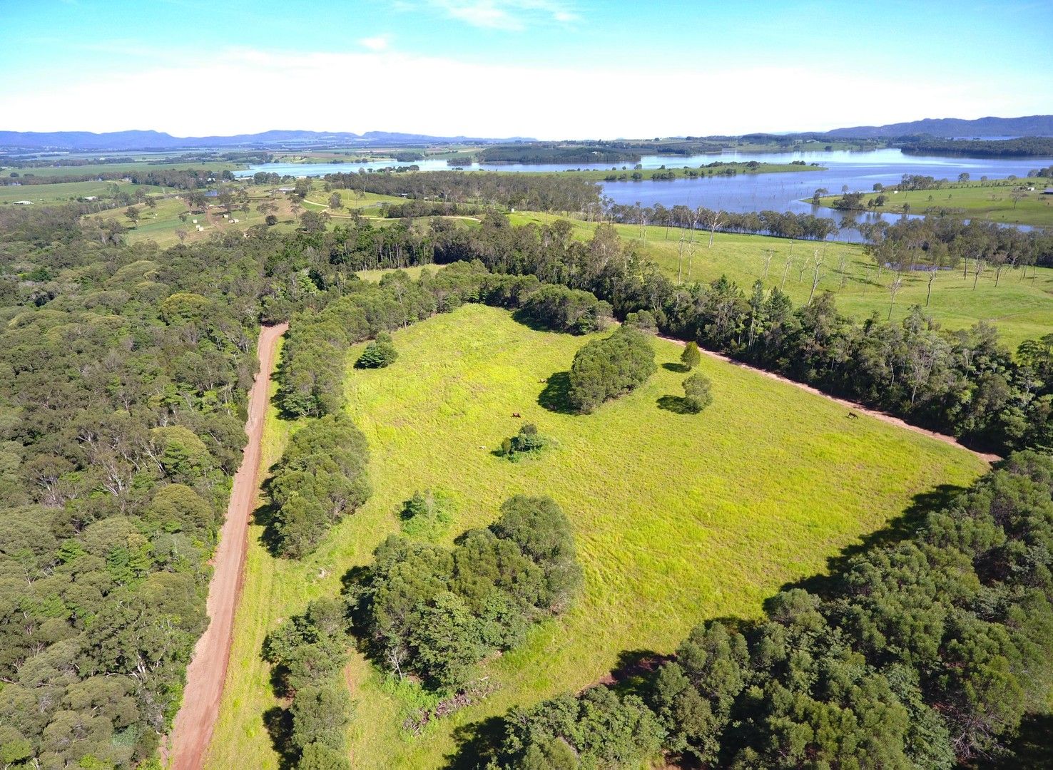 Lake Barrine QLD 4884, Image 1