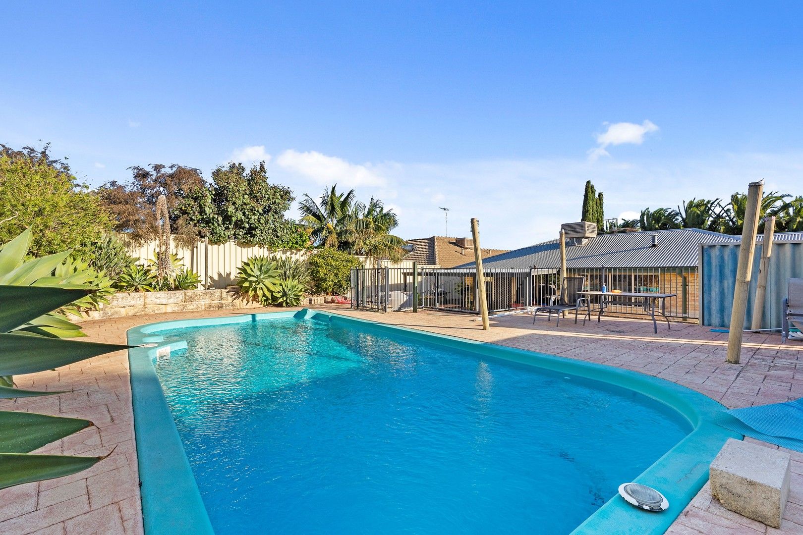 55 Casuarina Drive, Halls Head WA 6210, Image 0