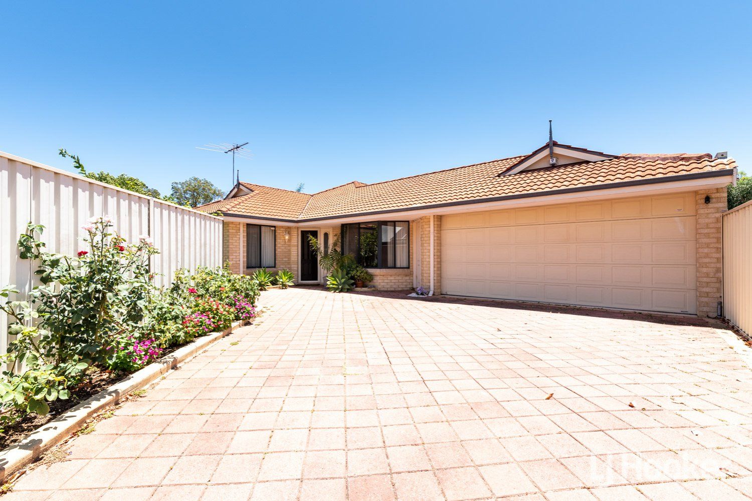 2/8 Hope Avenue, Manning WA 6152, Image 2