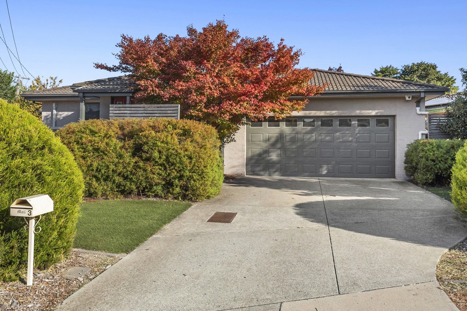 4 bedrooms House in 3 Barcoo Place KALEEN ACT, 2617