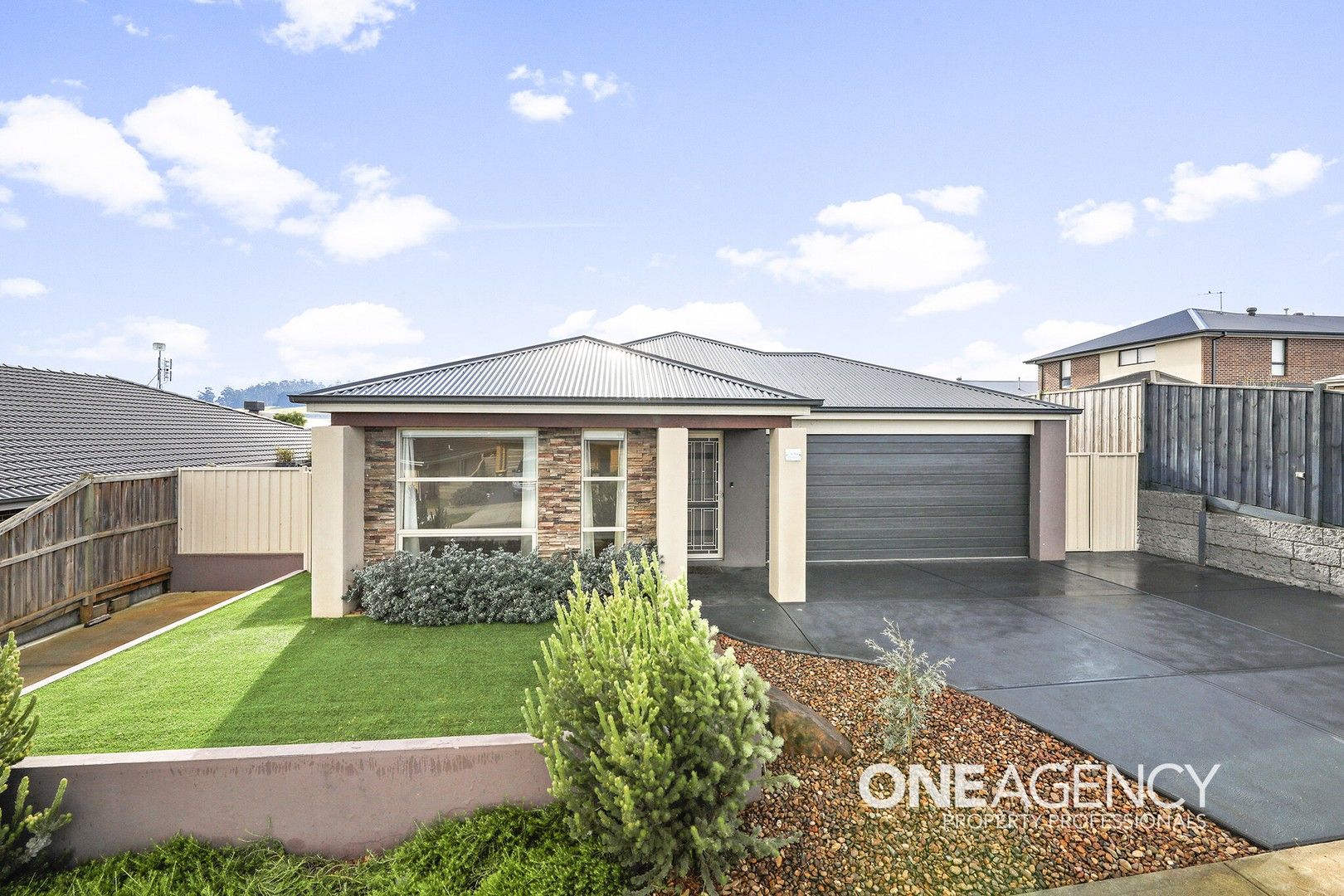 19 Golden Avenue, Warragul VIC 3820, Image 0