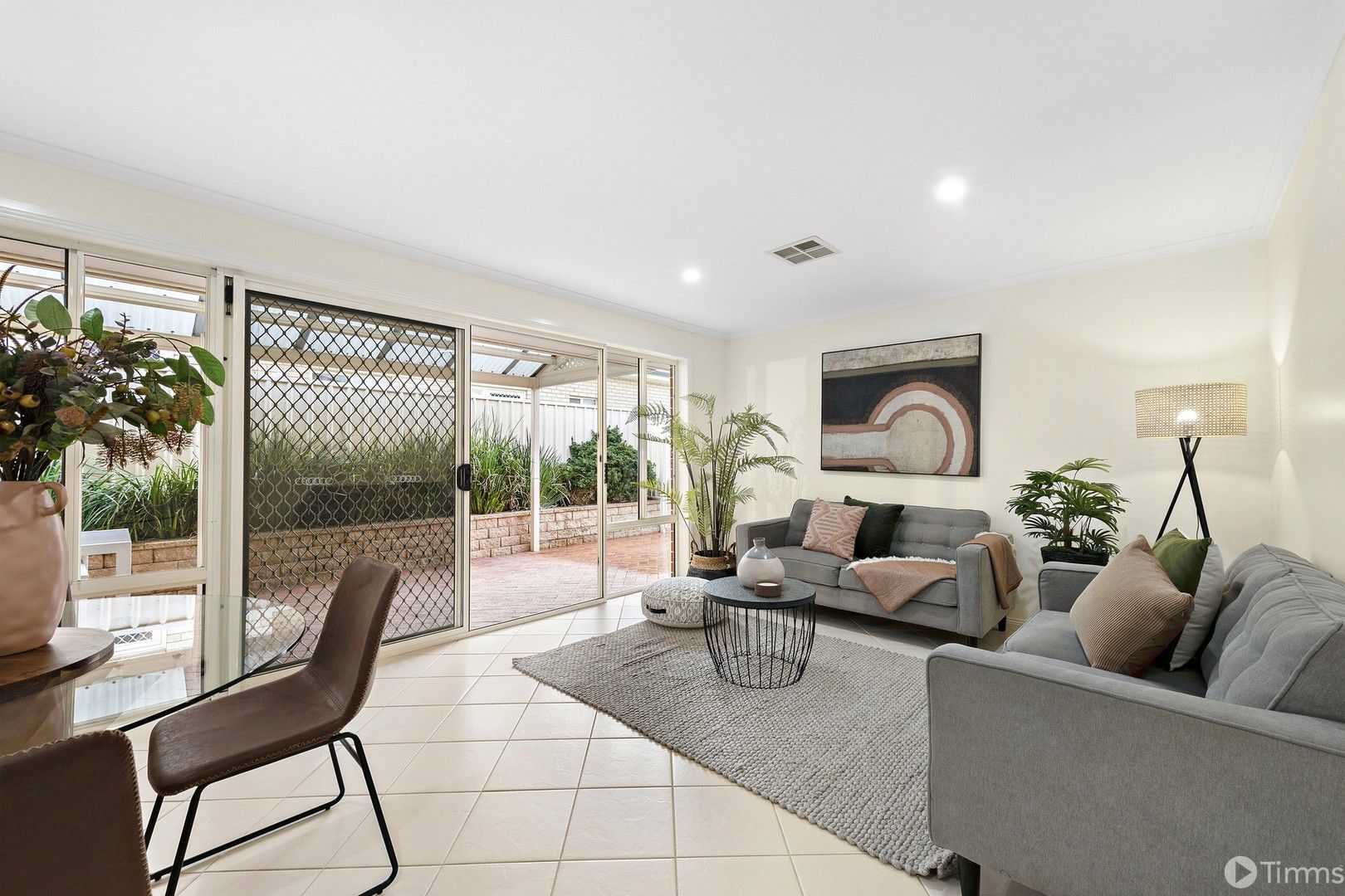 3 bedrooms House in 14 Hughes Court CRAIGBURN FARM SA, 5051