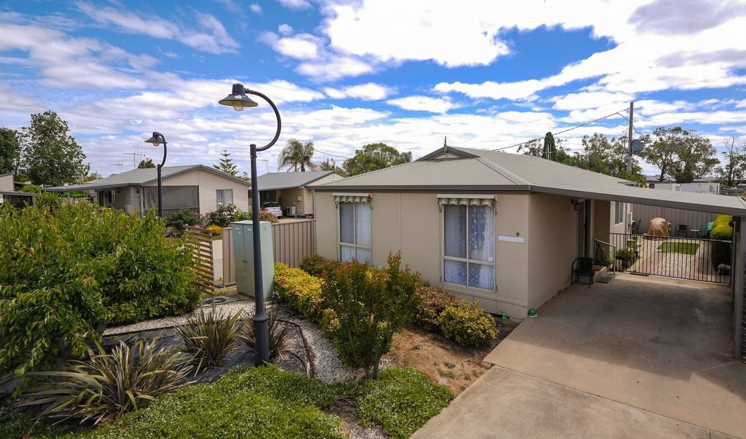 9/96106 Elsie Jones Drive, Mooroopna Property History & Address