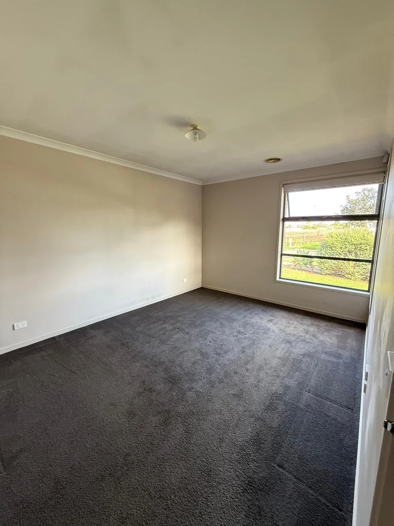Additional image 7 of 5 CARABEEN PLACE, Aintree VIC 3336