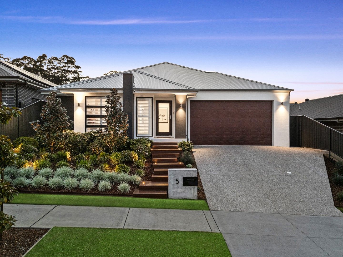 4 bedrooms House in 5 Corkwood Street GLENNING VALLEY NSW, 2261
