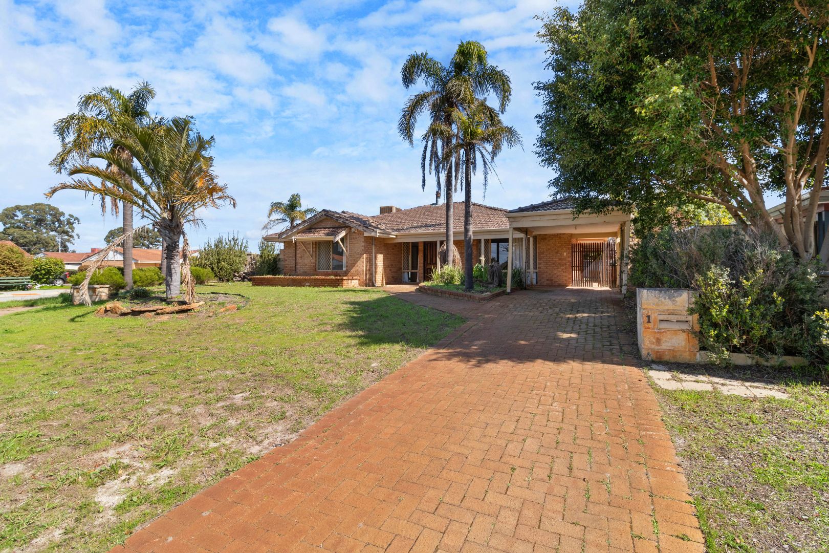 1 Forrest Court, Kiara WA 6054, Image 2