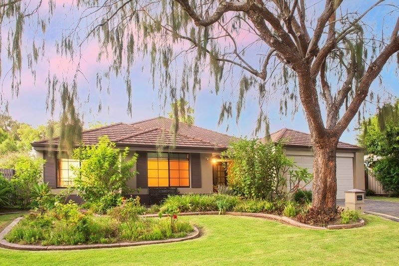 4 bedrooms House in 19 Lorikeet Loop BROADWATER WA, 6280