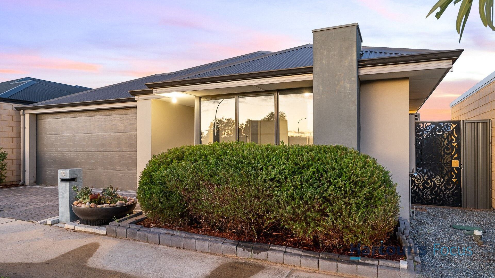 10 Ashdown Way, Hilbert WA 6112, Image 2