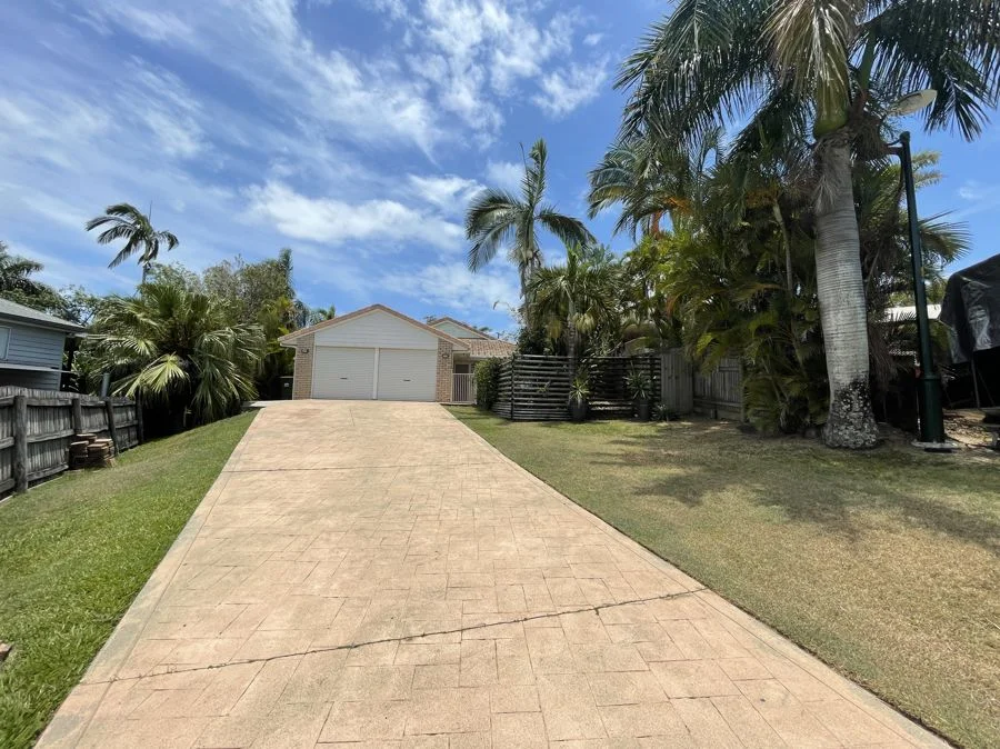 13 Muldoon Court, Eimeo QLD 4740