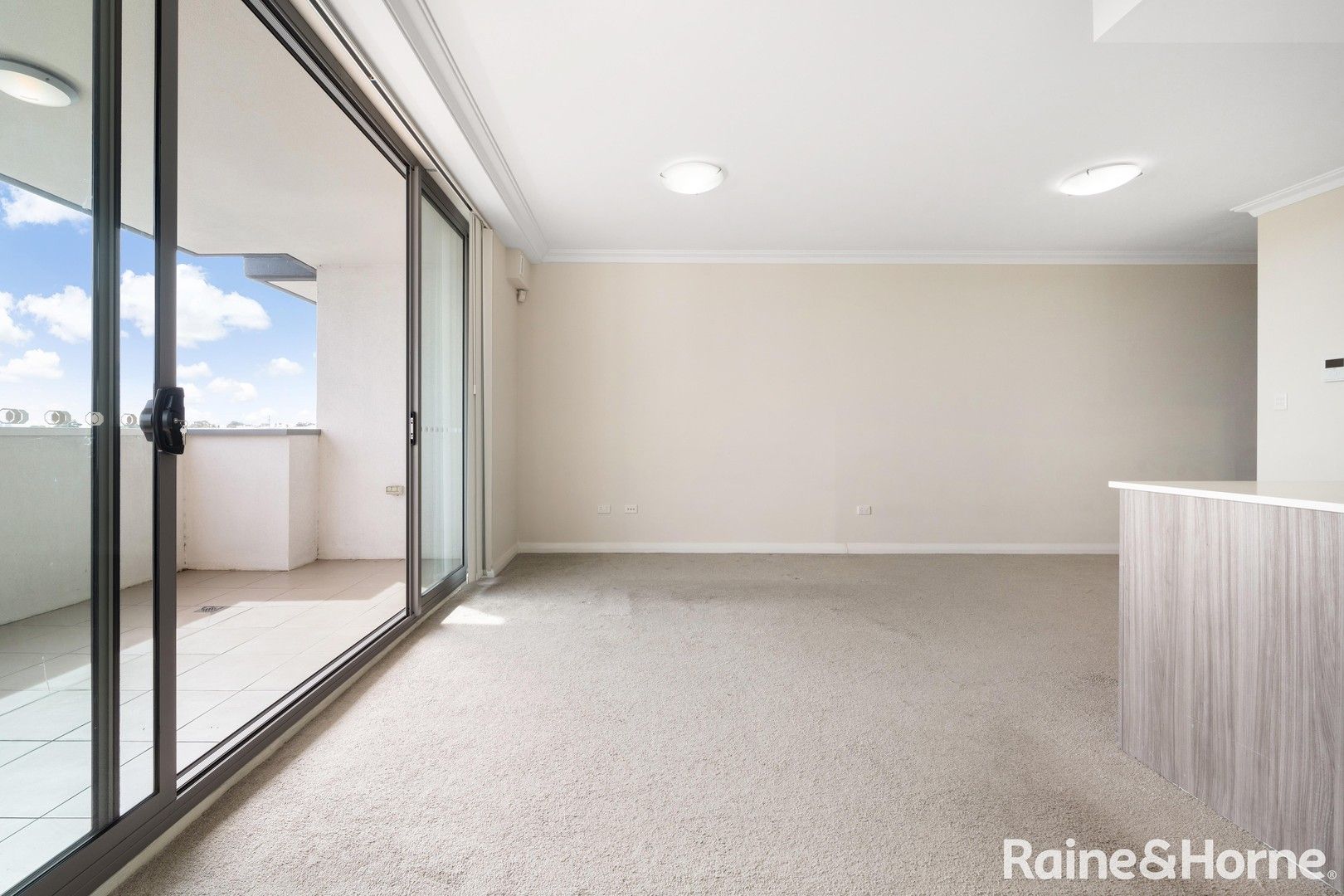 2 bedrooms Apartment / Unit / Flat in 33/162-170 Parramatta Road HOMEBUSH NSW, 2140